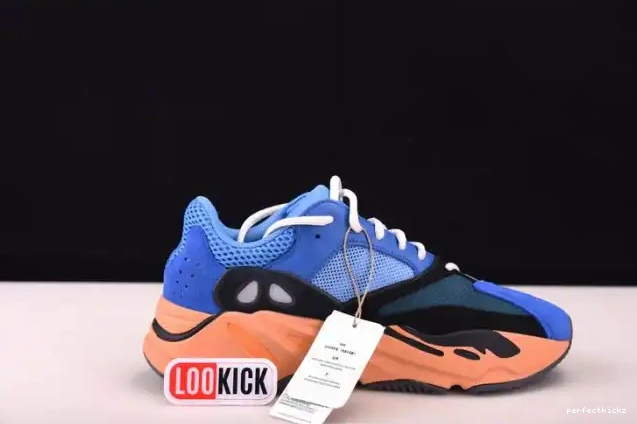 GZ0541 700 YEEZY ADIDAS 0615